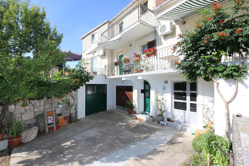 Apartment Josip Risika Bagian luar foto